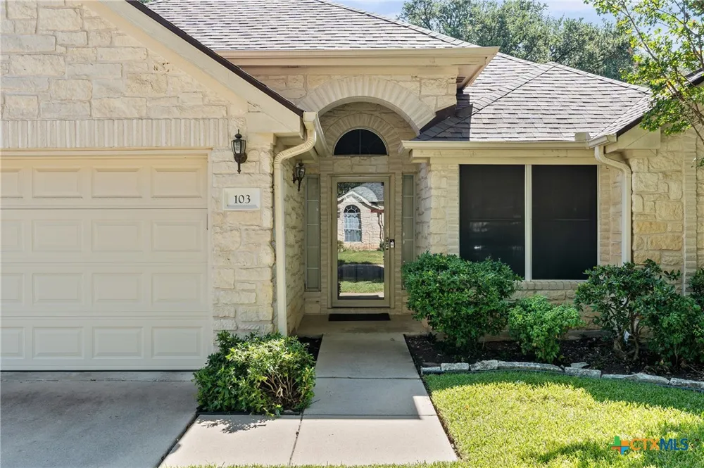 103 Village Drive Georgetown, TX 78628