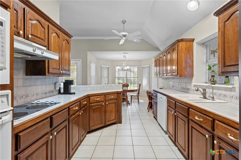103 Village Drive Georgetown, TX 78628