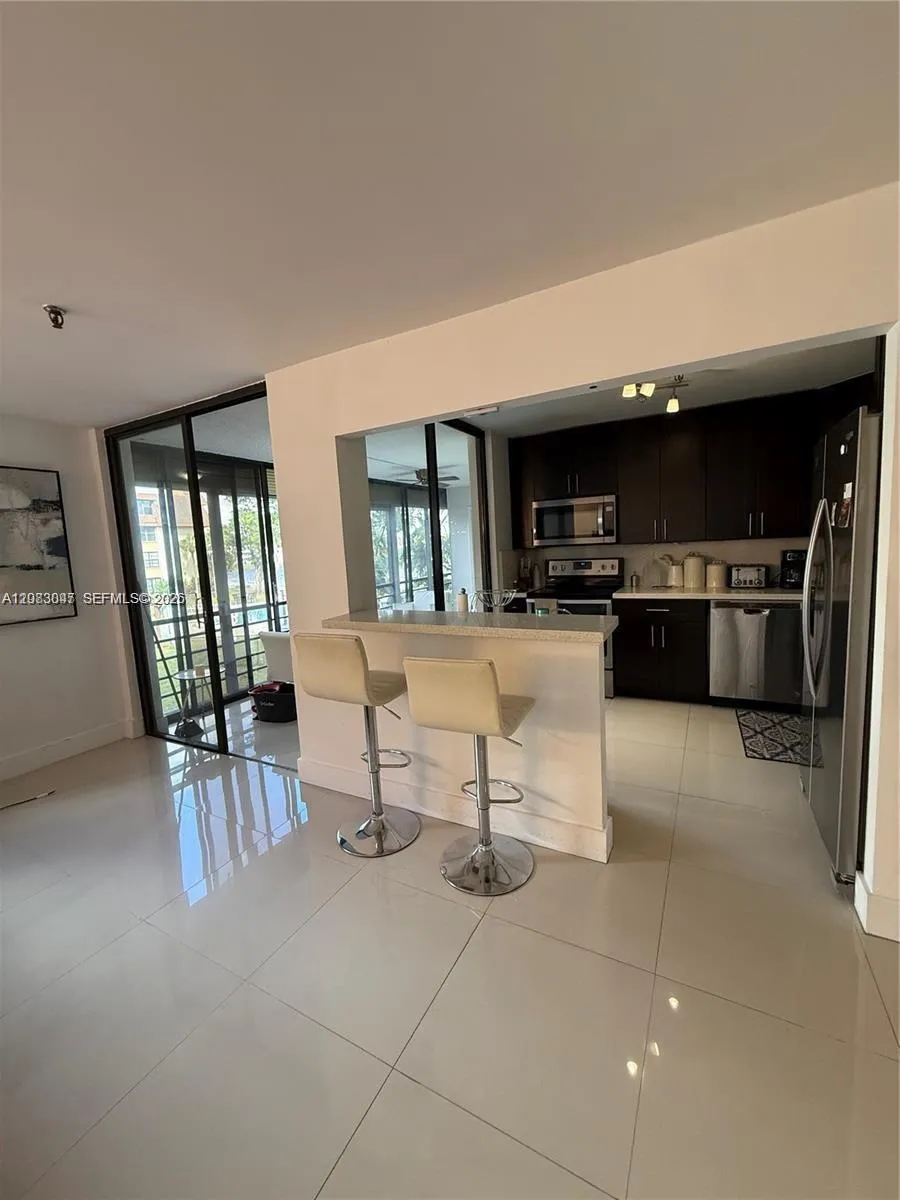 671 NE 195th St #227-E Miami, FL 33179