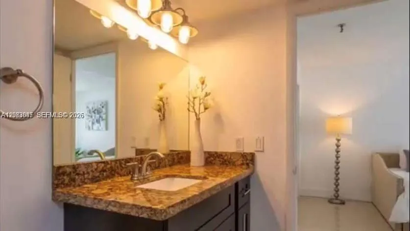 671 NE 195th St #227-E Miami, FL 33179