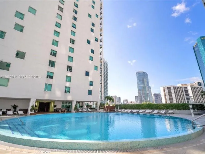 55 SE 6th St #2902 Miami, FL 33131