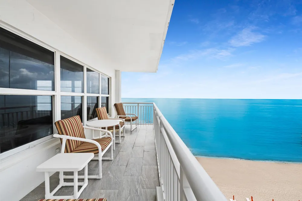 3850 Galt Ocean Drive #901 Fort Lauderdale, FL 33308