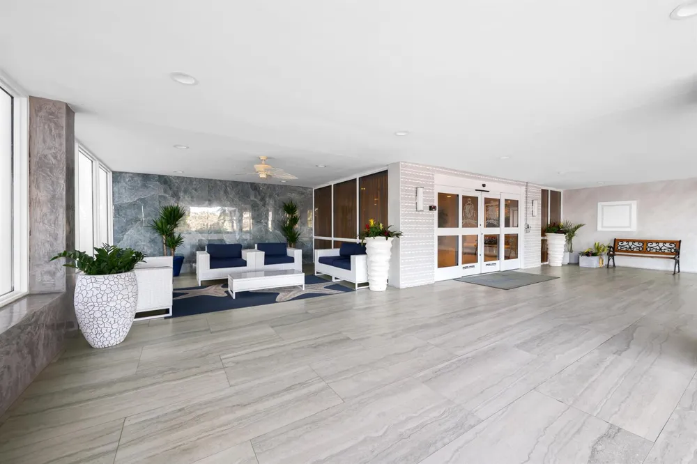 3850 Galt Ocean Drive #901 Fort Lauderdale, FL 33308