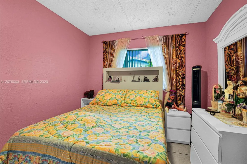 2760 NW 23rd St Fort Lauderdale, FL 33311