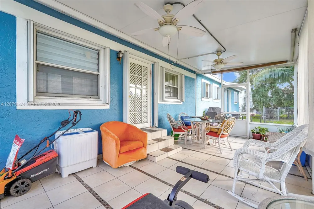 2760 NW 23rd St Fort Lauderdale, FL 33311