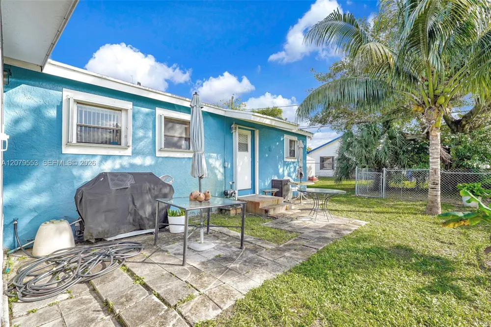 2760 NW 23rd St Fort Lauderdale, FL 33311