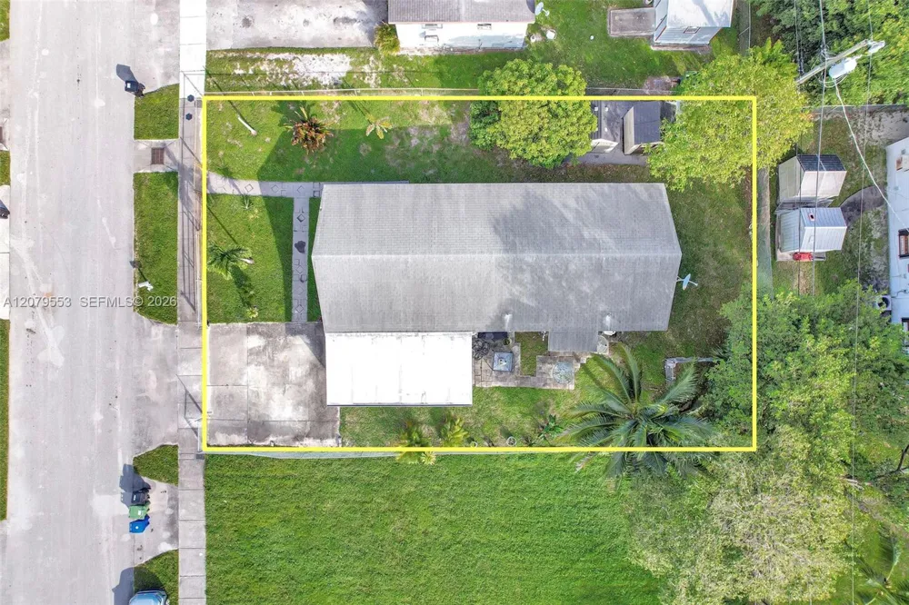 2760 NW 23rd St Fort Lauderdale, FL 33311