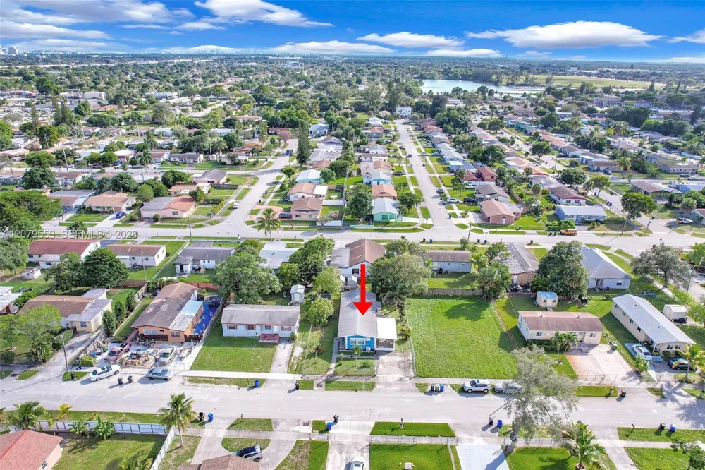 2760 NW 23rd St Fort Lauderdale, FL 33311