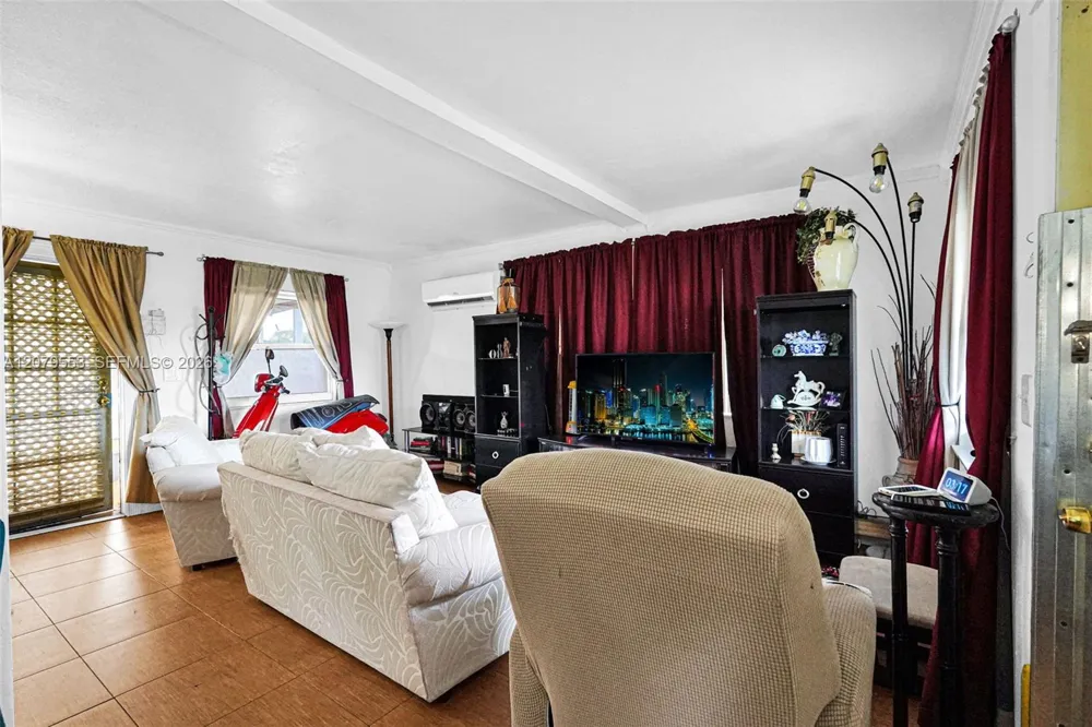 2760 NW 23rd St Fort Lauderdale, FL 33311