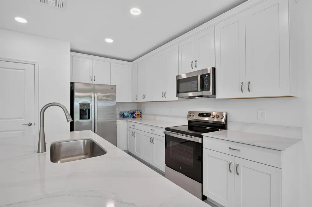 243 LAKESIDE BREEZE WAY Lehigh Acres, FL 33936