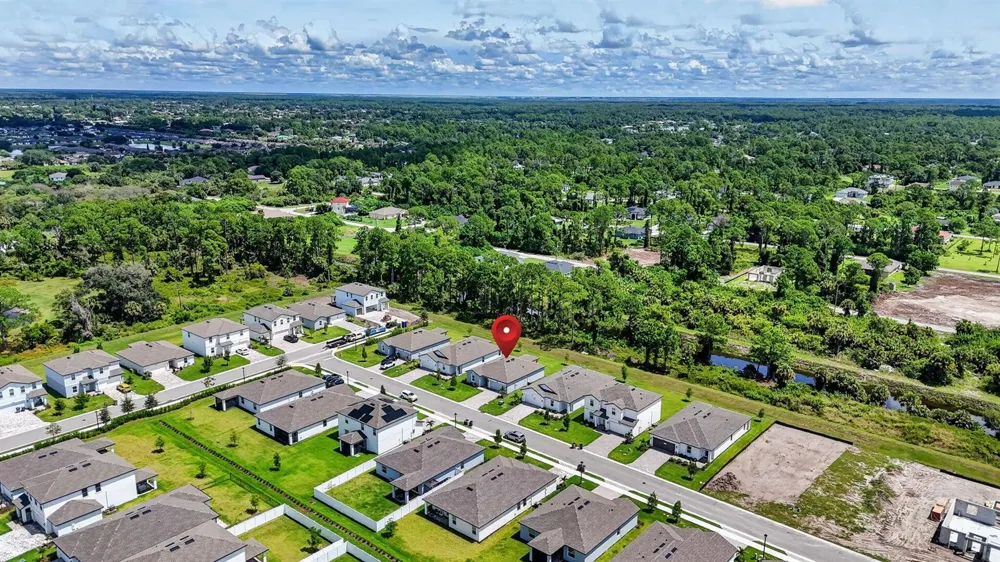 243 LAKESIDE BREEZE WAY Lehigh Acres, FL 33936