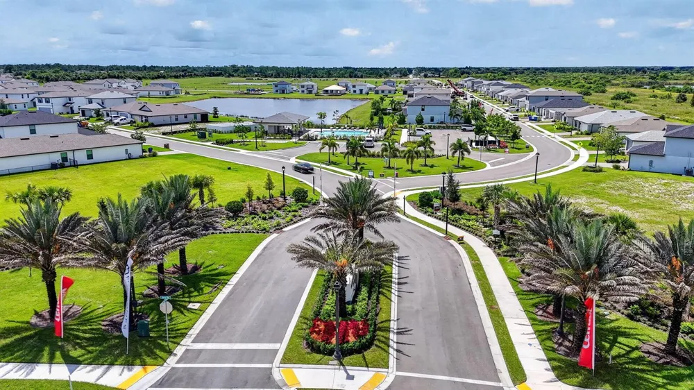 243 LAKESIDE BREEZE WAY Lehigh Acres, FL 33936
