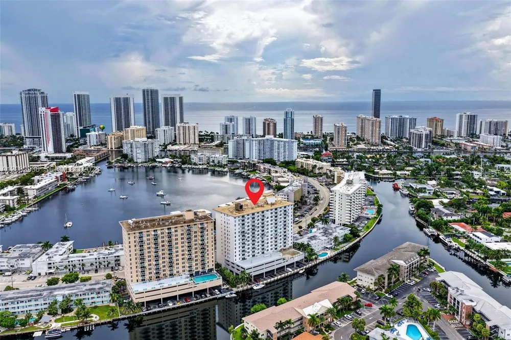 427 Golden Isles Dr #11C Hallandale Beach, FL 33009