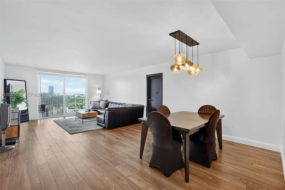 427 Golden Isles Dr #11C Hallandale Beach, FL 33009