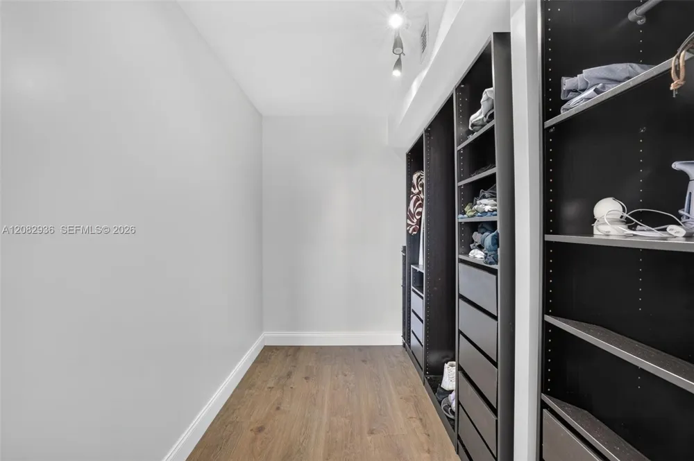 427 Golden Isles Dr #11C Hallandale Beach, FL 33009