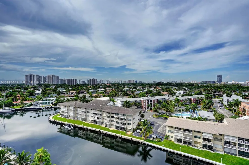 427 Golden Isles Dr #11C Hallandale Beach, FL 33009