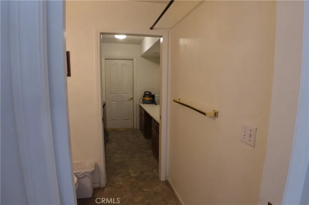 18296 Fairburn Hesperia, CA 92345
