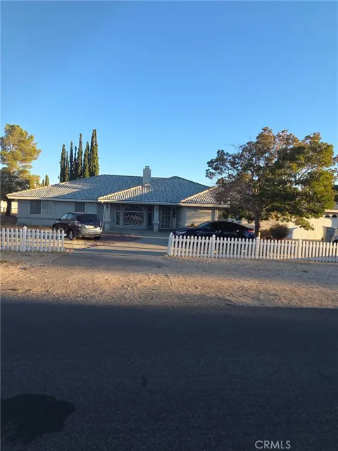 18296 Fairburn