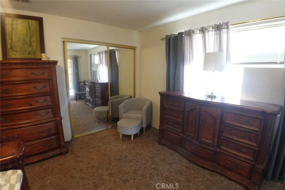18296 Fairburn Hesperia, CA 92345