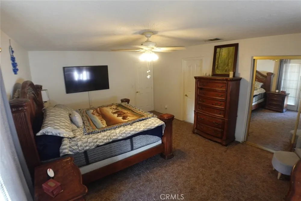 18296 Fairburn Hesperia, CA 92345