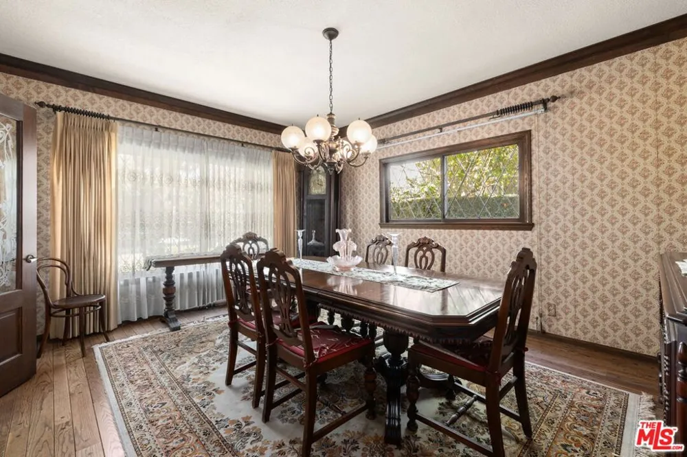 739 24th Street Santa Monica, CA 90402