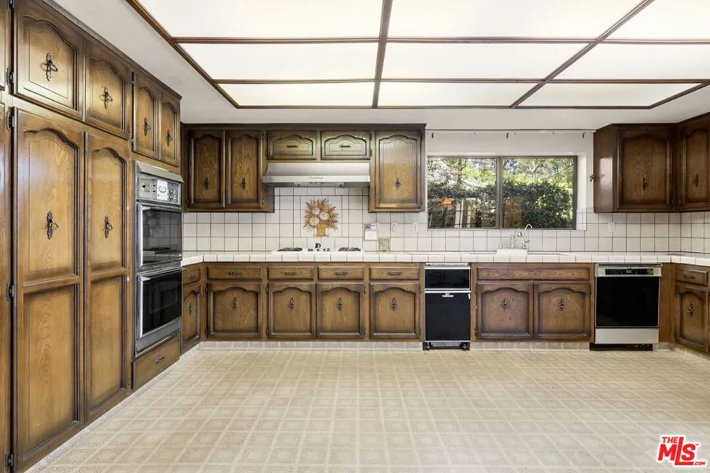 739 24th Street Santa Monica, CA 90402