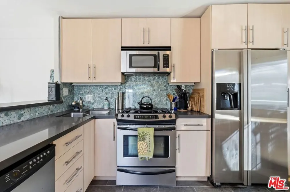 67 Paradise Cove Malibu, CA 90265