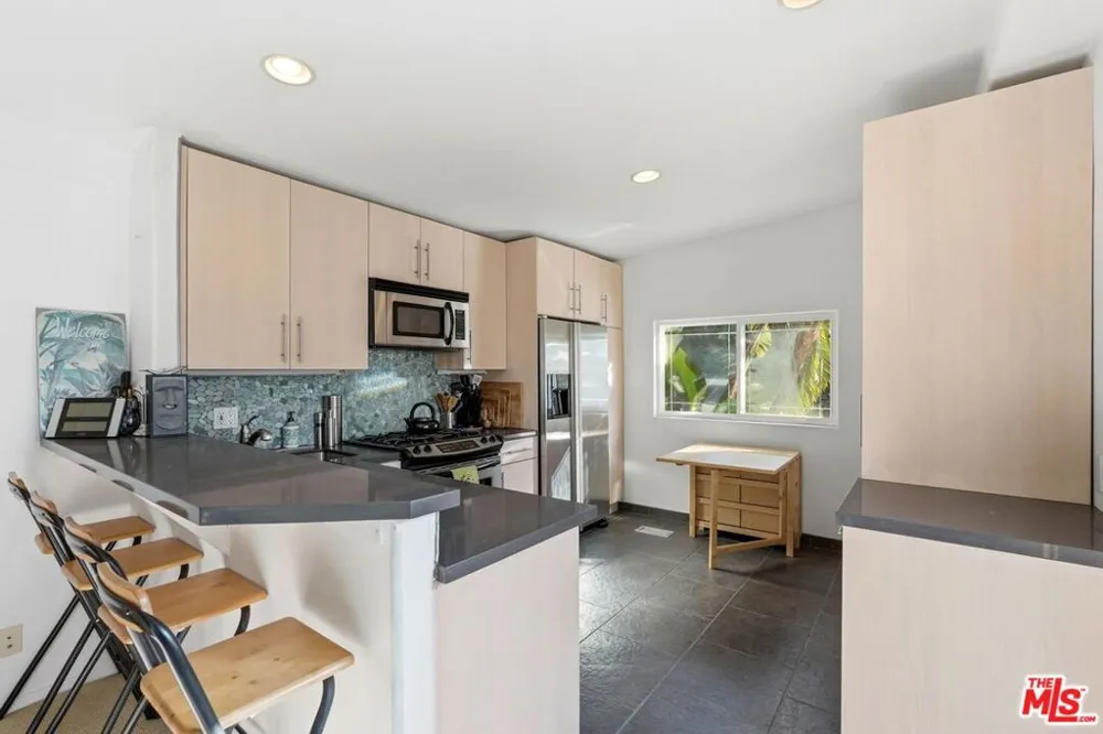 67 Paradise Cove Malibu, CA 90265