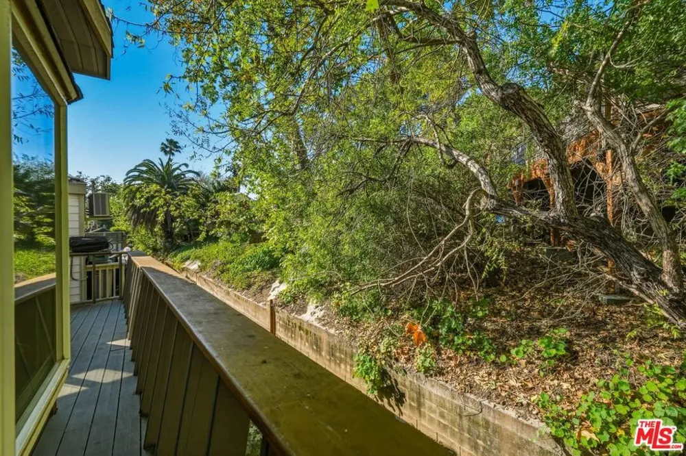 67 Paradise Cove Malibu, CA 90265