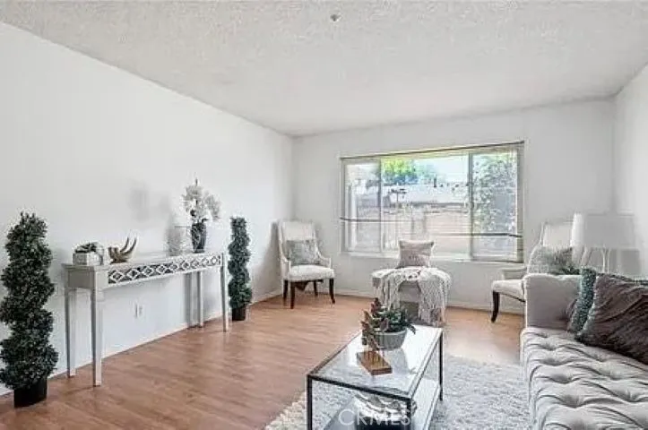 4411 Boston Way Oxnard, CA 93033