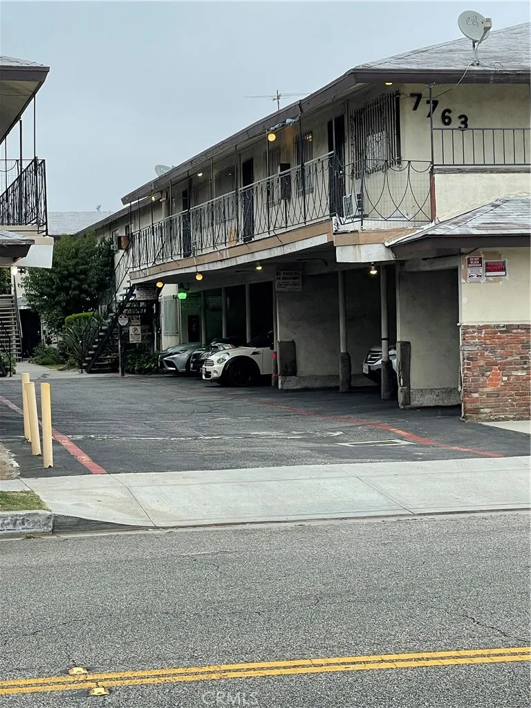 7763 Hellman Rosemead, CA 91770