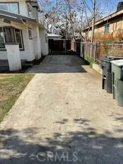 1500 Palm Bakersfield, CA 93305