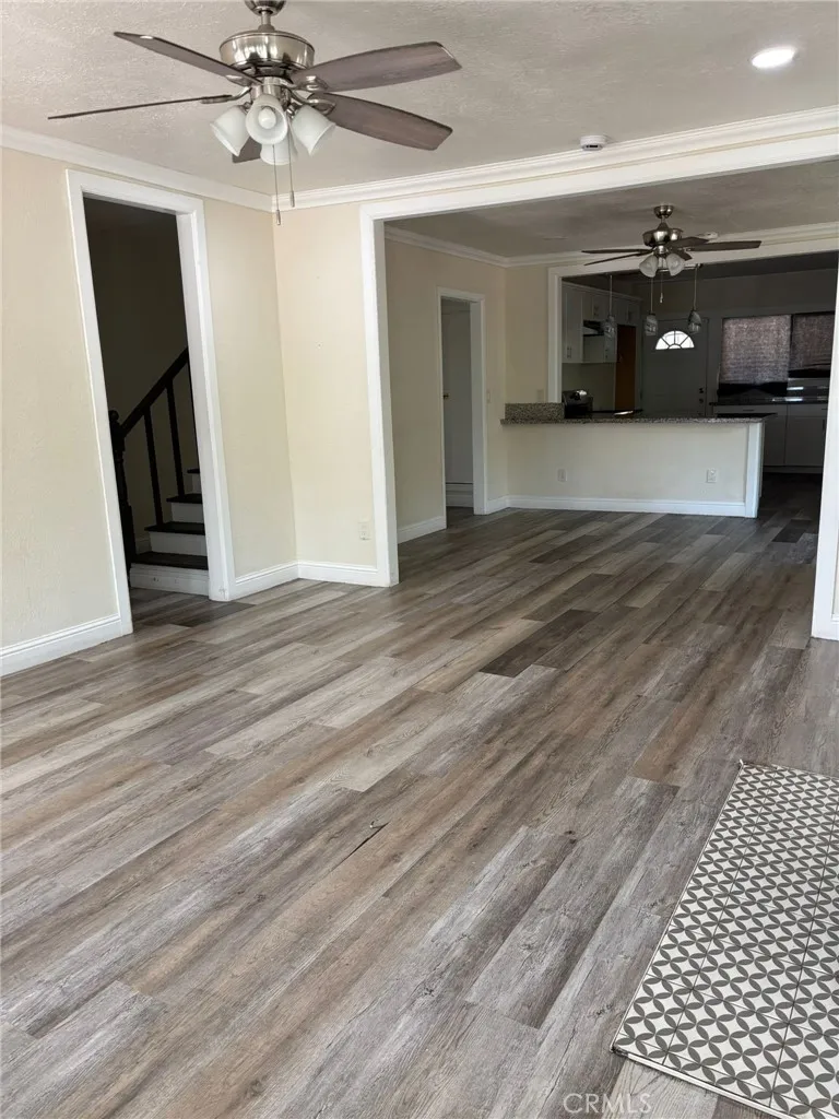 1500 Palm Bakersfield, CA 93305