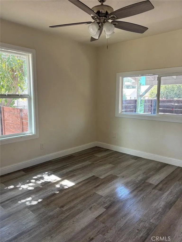 1500 Palm Bakersfield, CA 93305