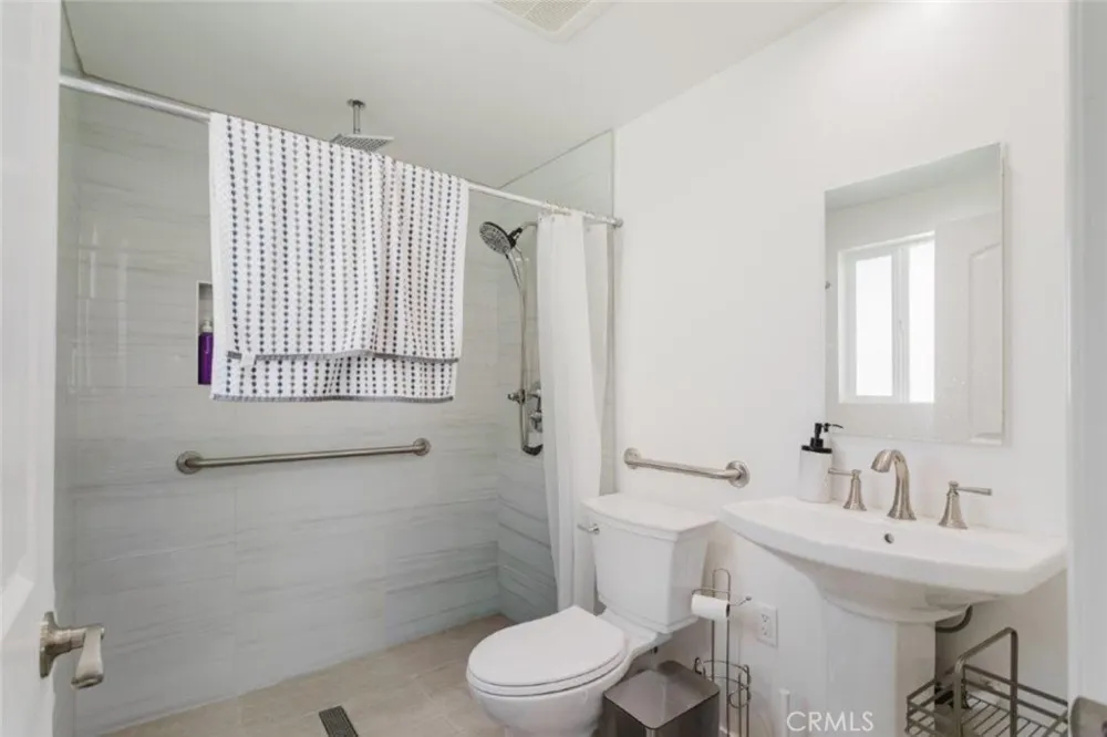 21461 Mayan Drive Chatsworth, CA 91311