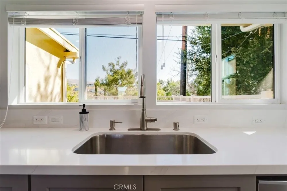 21461 Mayan Drive Chatsworth, CA 91311