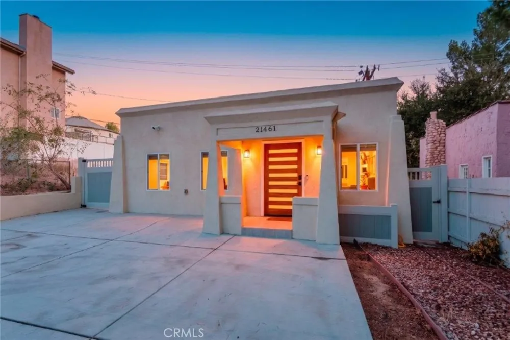 21461 Mayan Drive Chatsworth, CA 91311
