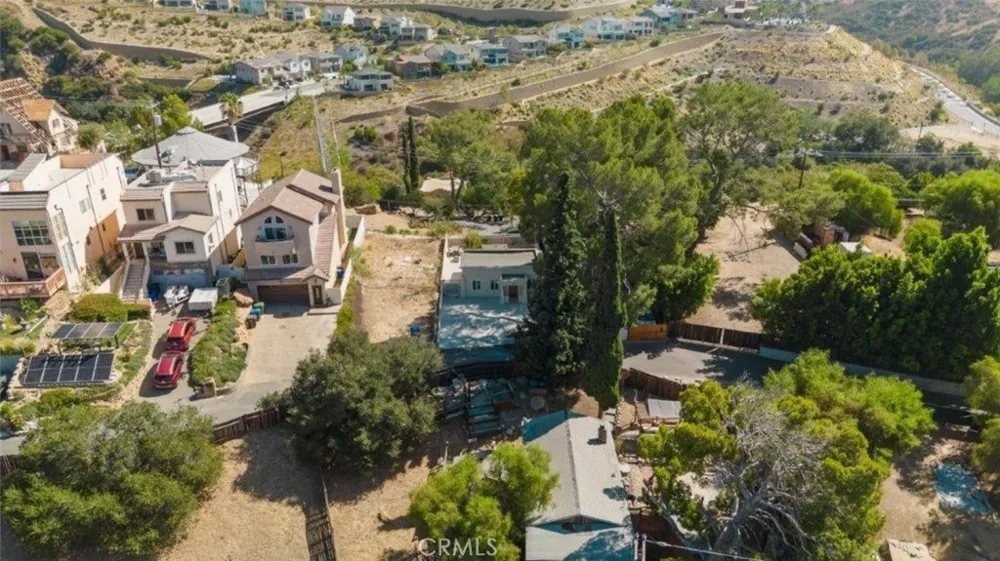 21461 Mayan Drive Chatsworth, CA 91311