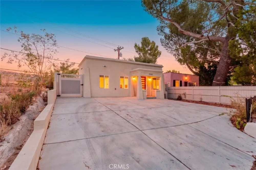 21461 Mayan Drive Chatsworth, CA 91311