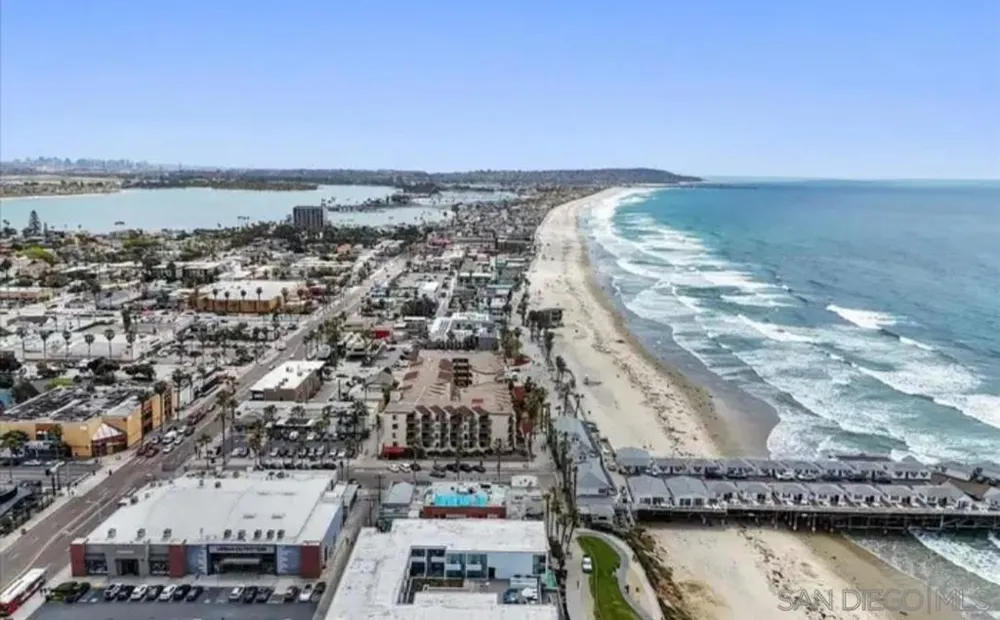 4465 Ocean Front #4 San Diego, CA 92109