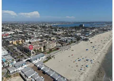 4465 Ocean Front #4