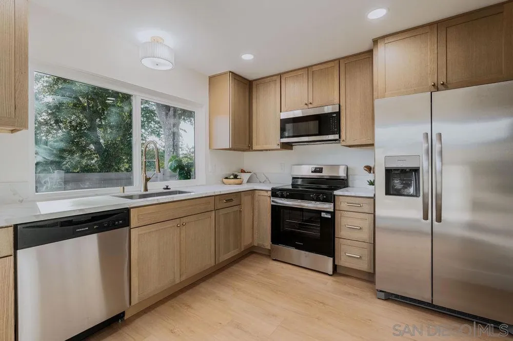 17340 Caminito Canasto San Diego, CA 92127