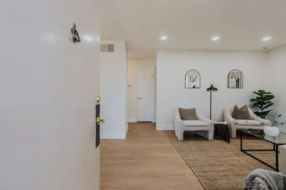 17340 Caminito Canasto San Diego, CA 92127