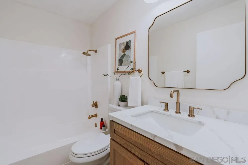 17340 Caminito Canasto San Diego, CA 92127