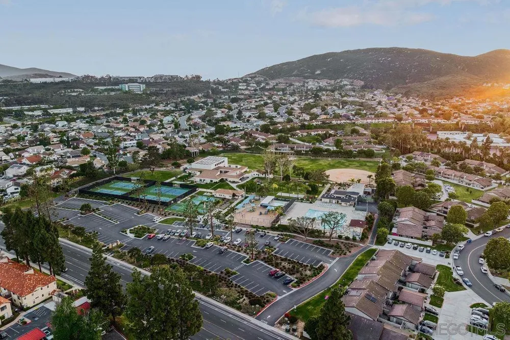 17340 Caminito Canasto San Diego, CA 92127