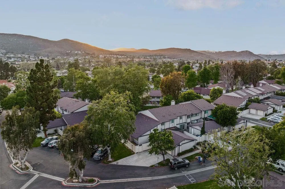 17340 Caminito Canasto San Diego, CA 92127