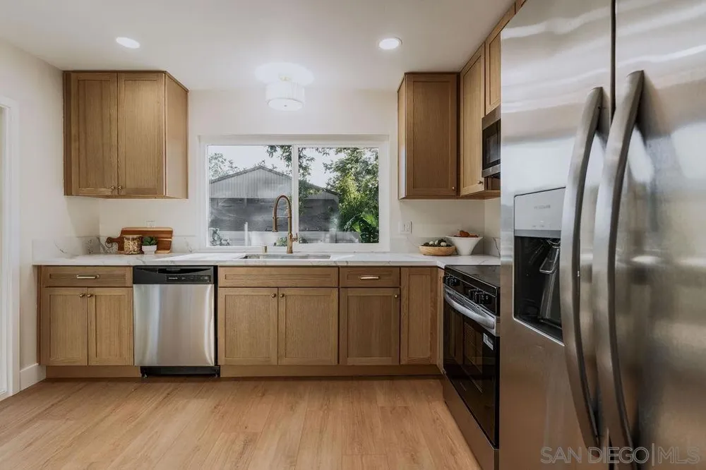 17340 Caminito Canasto San Diego, CA 92127