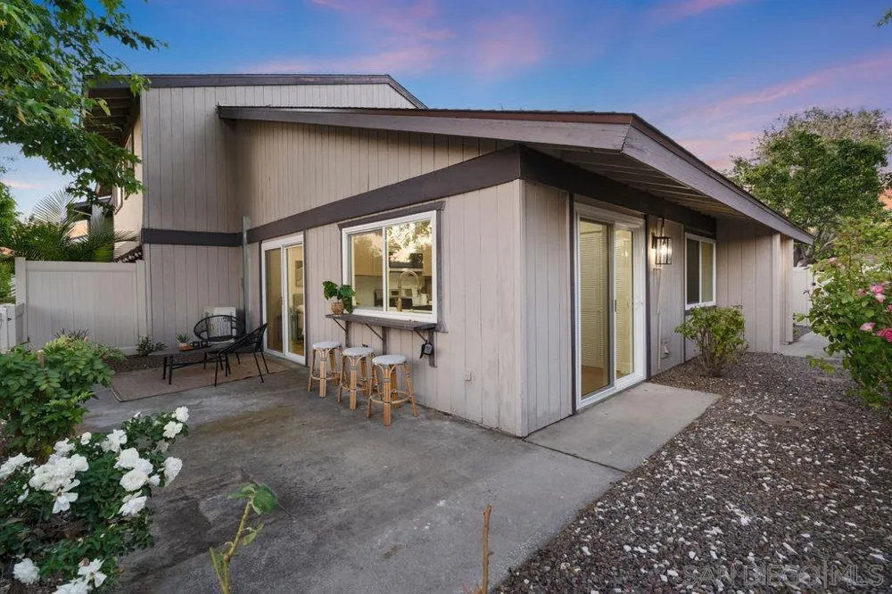 17340 Caminito Canasto San Diego, CA 92127