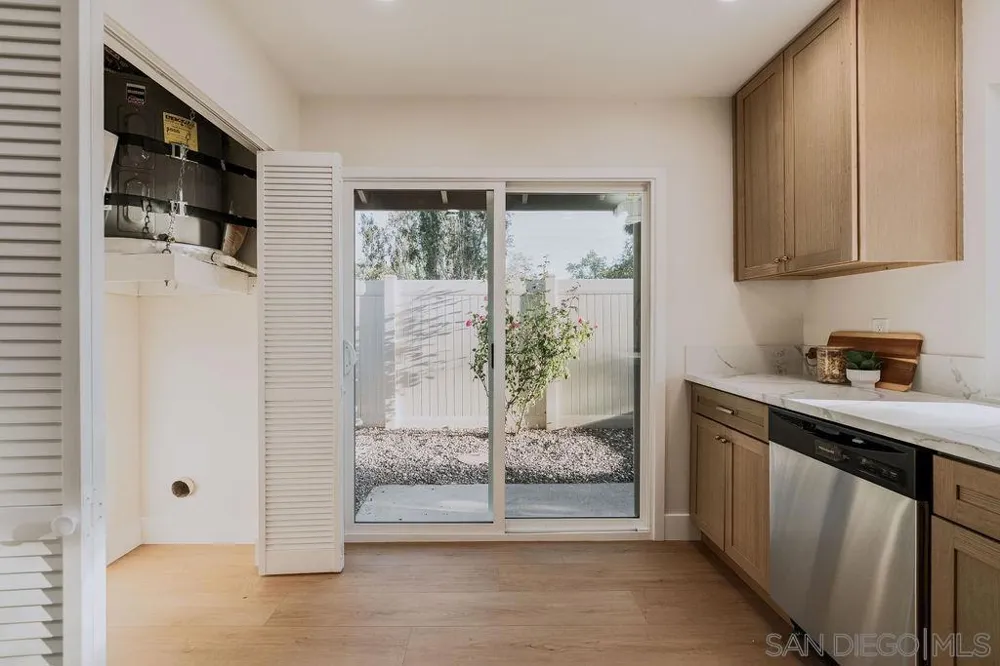17340 Caminito Canasto San Diego, CA 92127