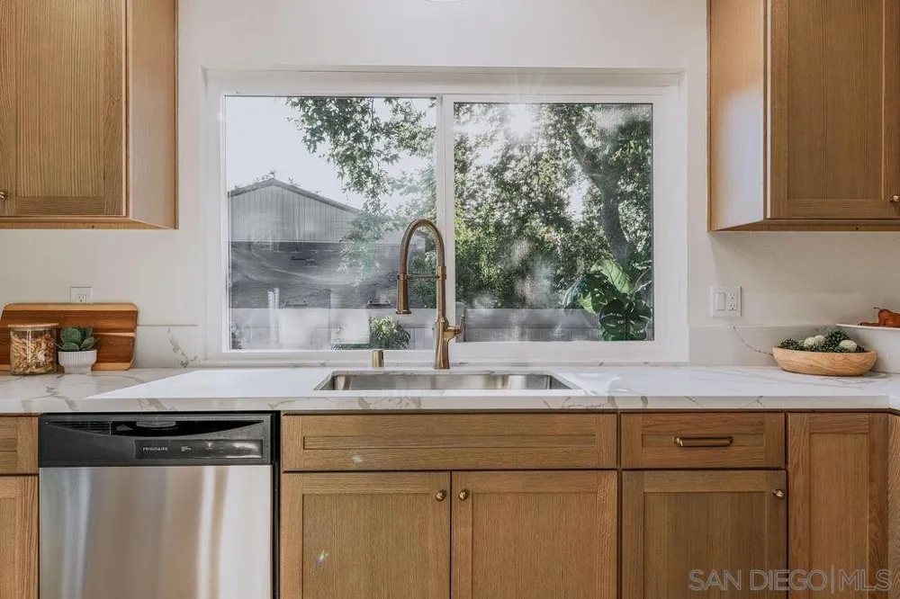 17340 Caminito Canasto San Diego, CA 92127